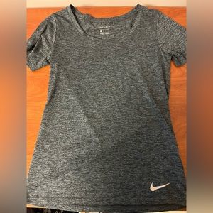 Nike Womens XS Dri-Fit Shirt